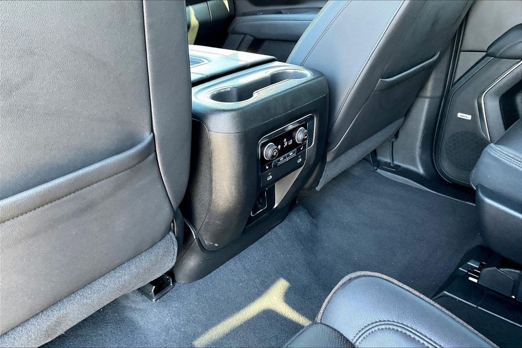 Used 2023 Chevrolet Tahoe High Country AWD/4WD image 22