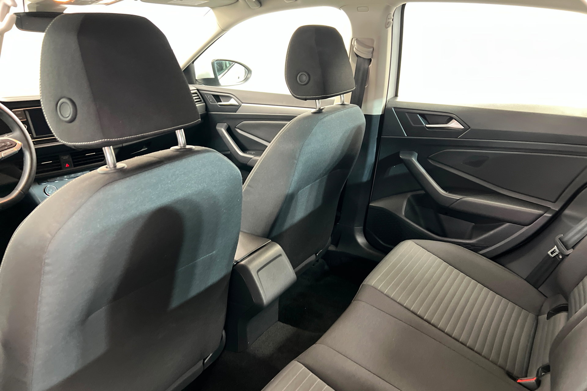 Used 2024 Volkswagen Jetta S image 19