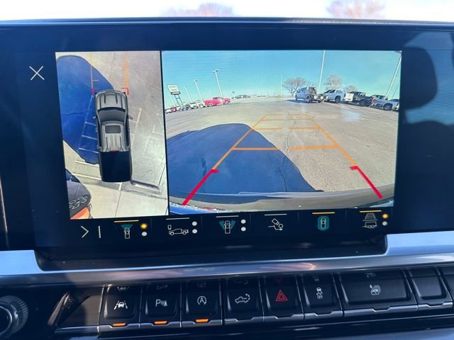 Used 2023 Chevrolet Silverado 1500 High Country w/ Technology Package image 18