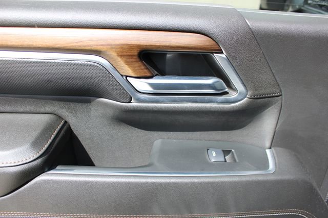 Used 2024 Chevrolet Silverado 3500 High Country w/ High Country Premium Package image 44