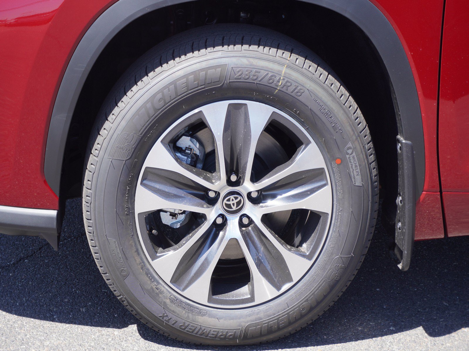 New 2026 Toyota Highlander XLE AWD/4WD image 7