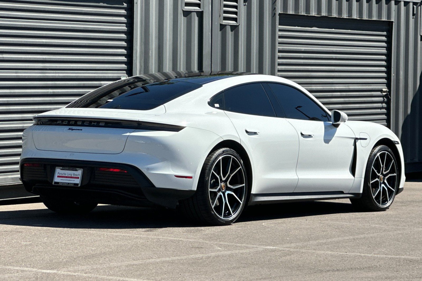 Certified 2023 Porsche Taycan w/ Premium Package RWD image 8