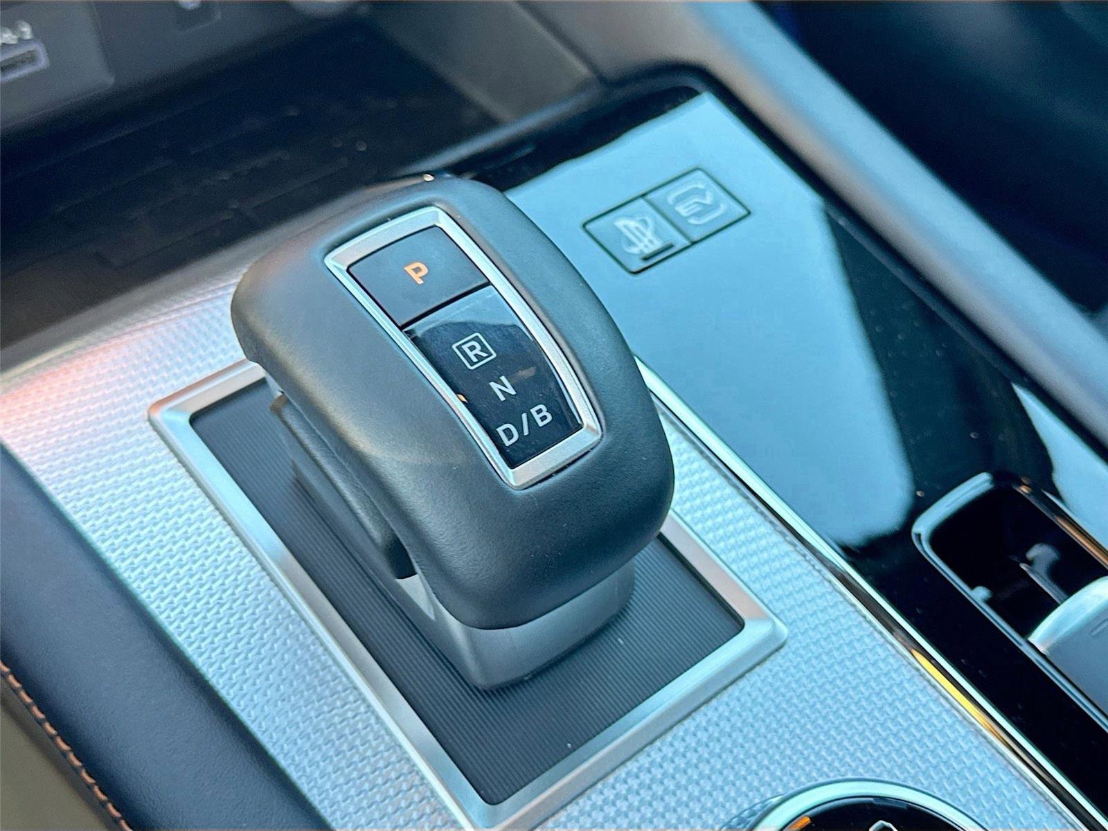 New 2025 Mitsubishi Outlander SEL AWD/4WD image 17