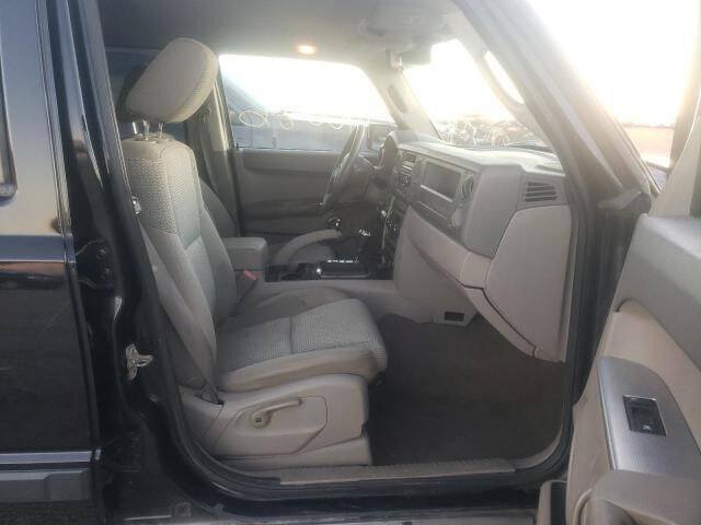 Used 2006 Jeep Commander 4WD image 5