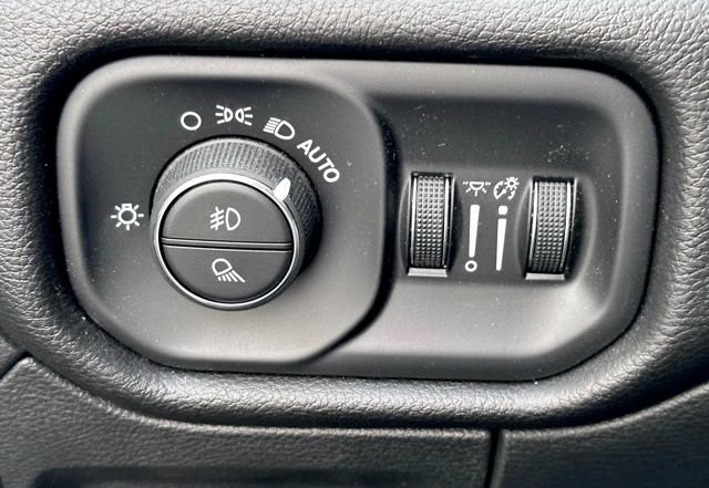 Used 2023 RAM 1500 Laramie image 15