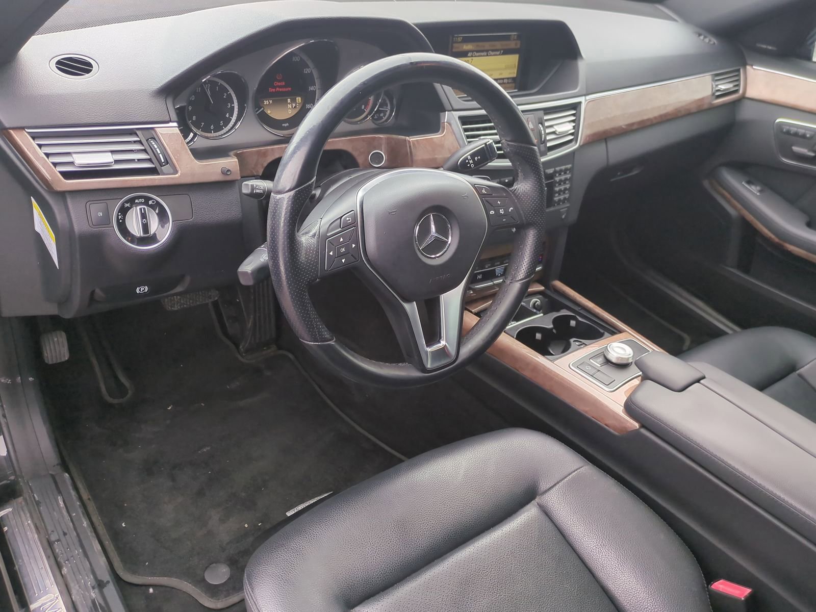 Used 2012 Mercedes-Benz E 350 4MATIC Sedan image 12