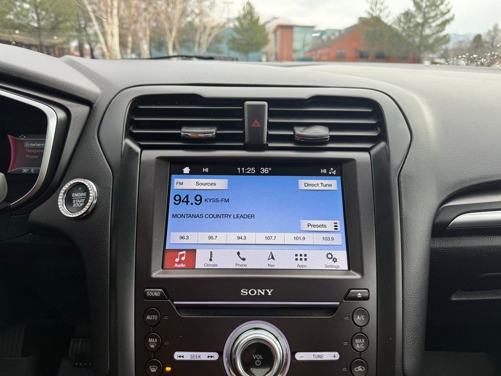 Used 2019 Ford Fusion Titanium image 27