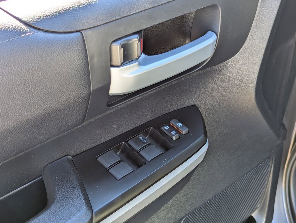 Used 2018 Toyota Tundra SR5 w/ TRD Off Road Package image 11