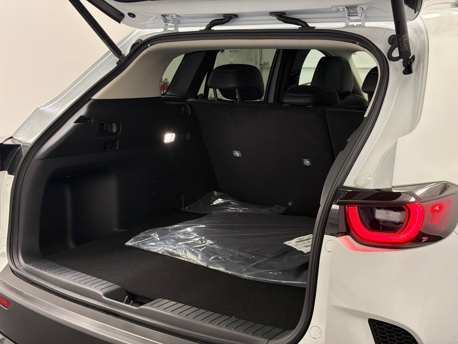 New 2026 MAZDA CX-50 AWD 2.5 S w/ Cargo Package image 7