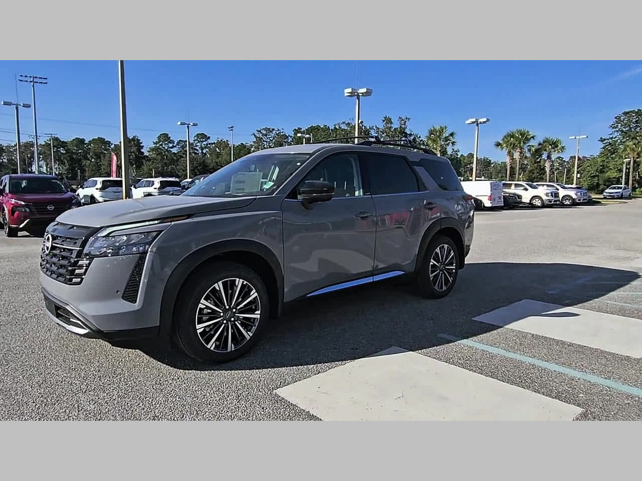 New 2026 Nissan Pathfinder Platinum FWD image 22