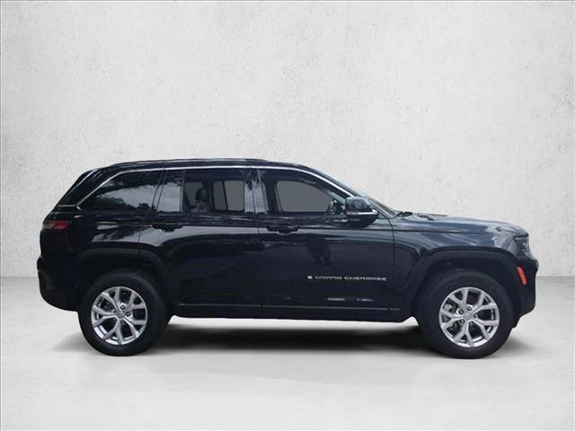 Used 2022 Jeep Grand Cherokee Limited AWD/4WD image 4