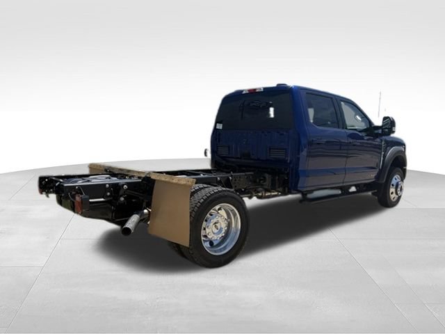 New 2026 Ford F550 4x4 Crew Cab image 14