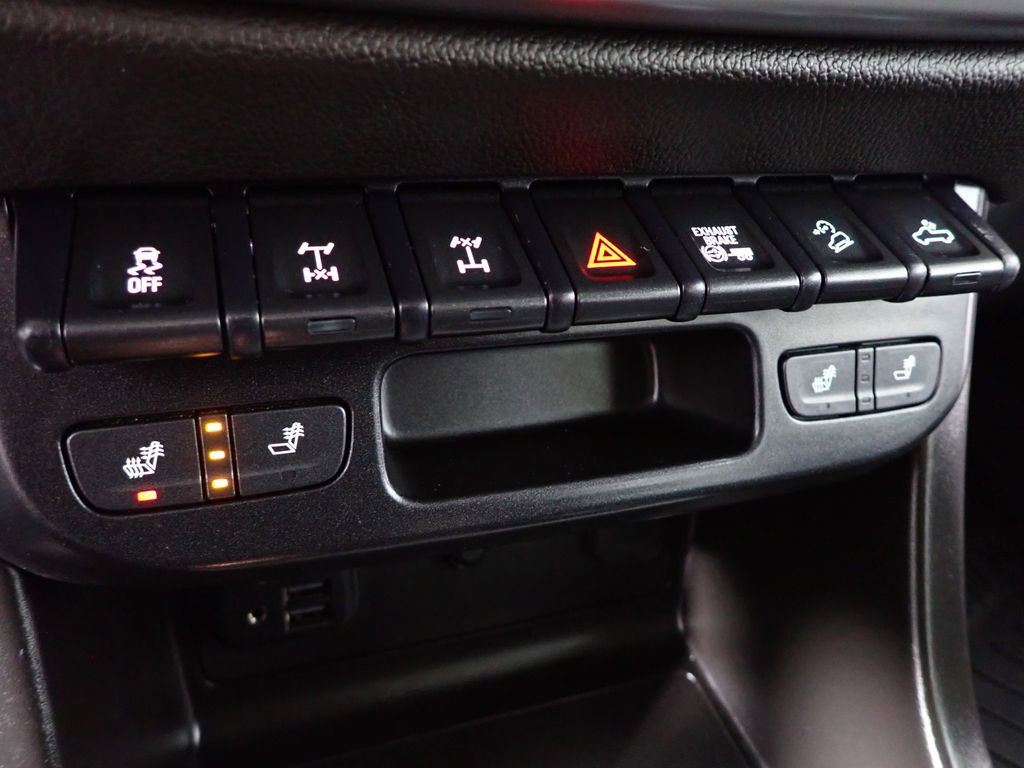 Used 2019 Chevrolet Colorado ZR2 w/ LPO, Premium Interior Package image 5