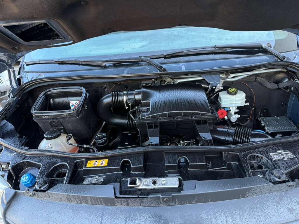 Used 2019 Mercedes-Benz Sprinter 144 image 44