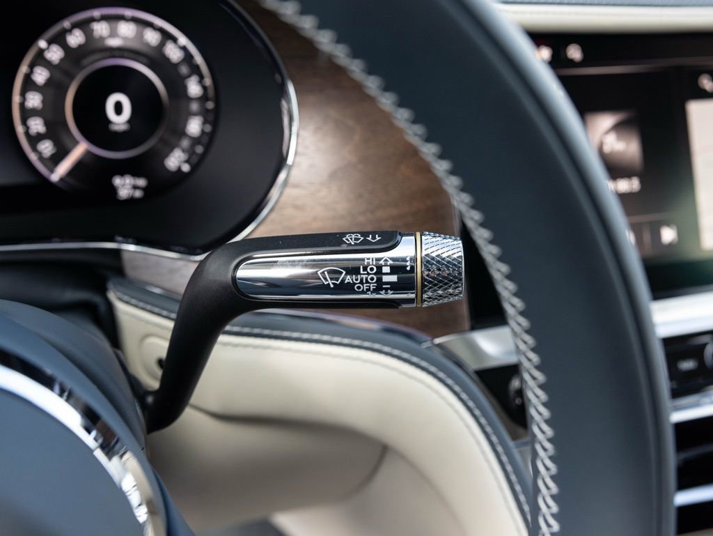 New 2026 Bentley Flying Spur Plug-In Hybrid AWD/4WD image 40