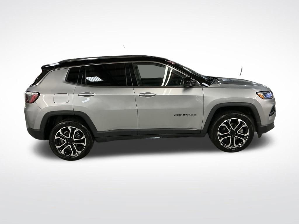 Certified 2022 Jeep Compass Limited image 7