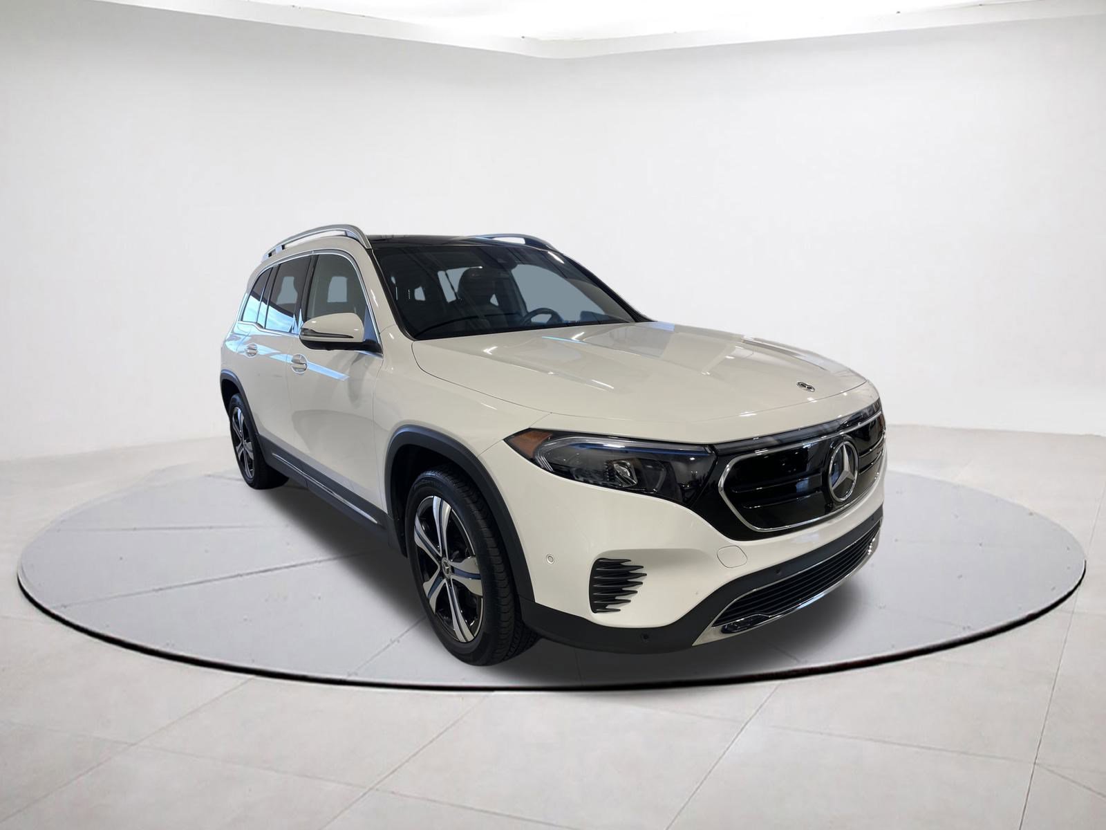 Used 2023 Mercedes-Benz EQB 350 4MATIC SUV w/ Pinnacle Package
