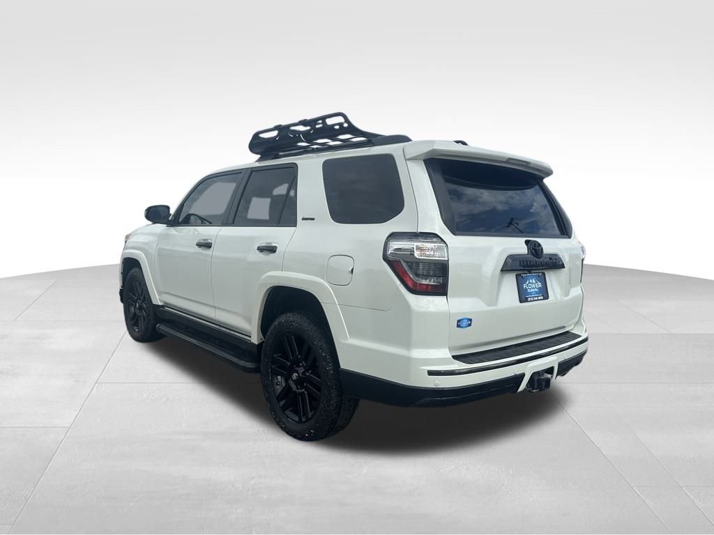 Used 2020 Toyota 4Runner SR5 image 5