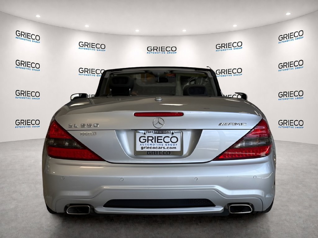 Used 2009 Mercedes-Benz SL 550 image 8