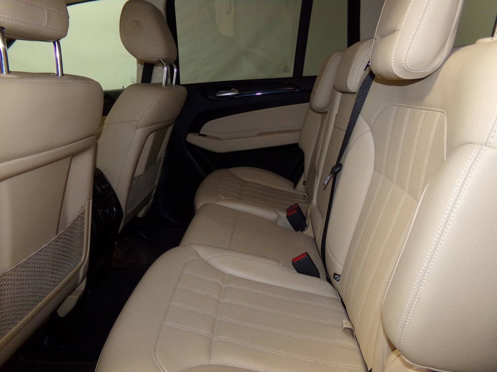 Used 2019 Mercedes-Benz GLS 450 4MATIC image 15