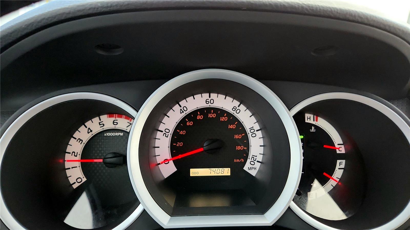 Used 2015 Toyota Tacoma 4x4 Double Cab image 38