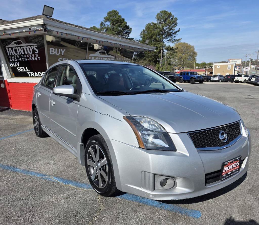 Used 2012 Nissan Sentra 2.0 SR w/ Special Edition Pkg FWD image 1
