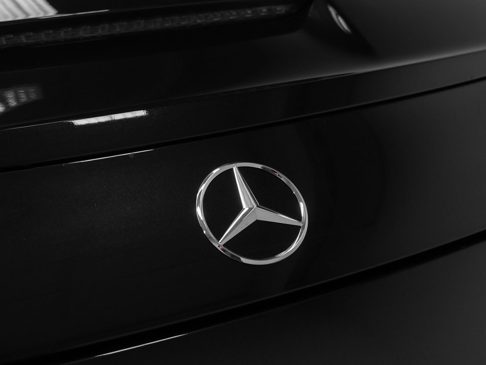 Used 2022 Mercedes-Benz SL 63 AMG 4MATIC image 25
