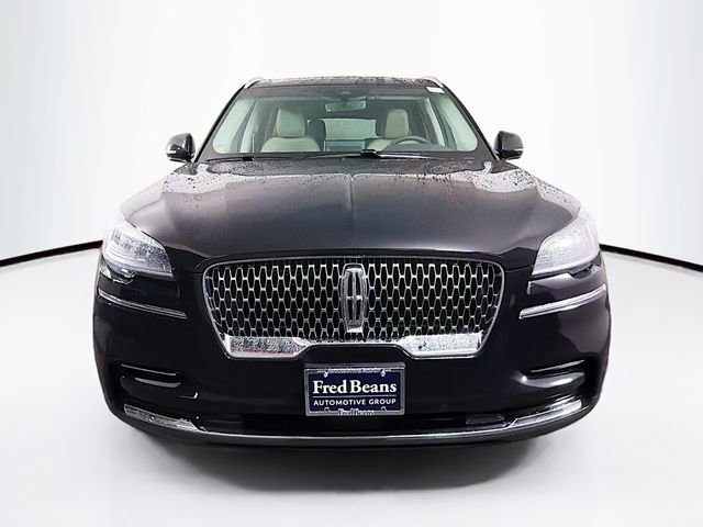 Used 2023 Lincoln Aviator AWD w/ Premium Package image 2
