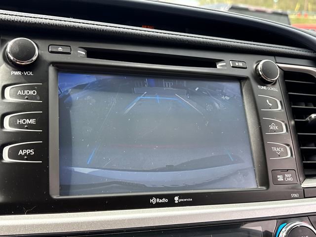 Used 2014 Toyota Highlander XLE FWD image 15