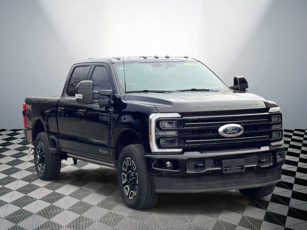 Used 2025 Ford F250 Platinum image 4