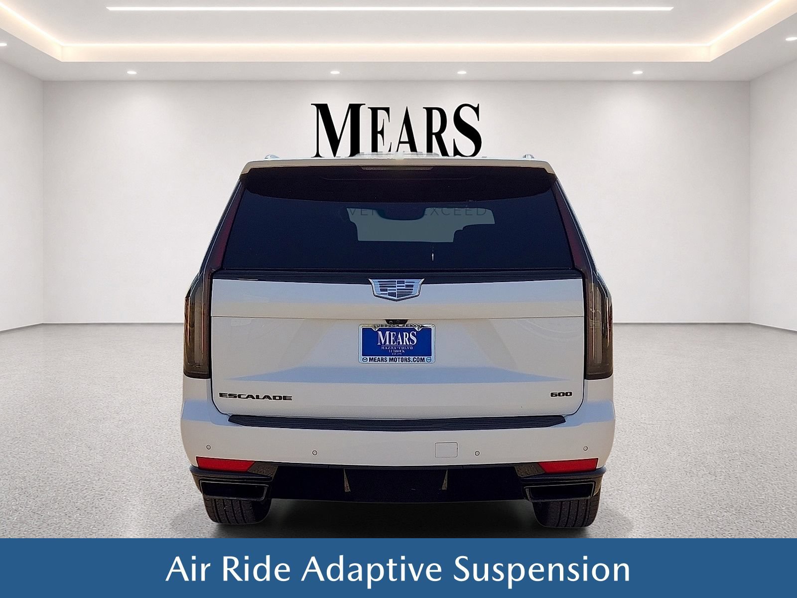 Used 2024 Cadillac Escalade Sport Platinum w/ LPO, ONYX Package AWD/4WD image 5