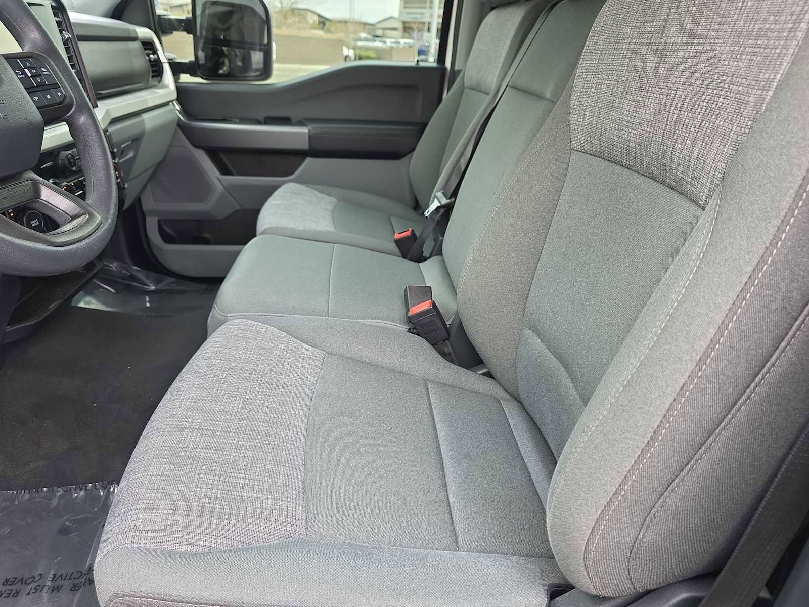 Used 2025 Ford F250 XLT image 15