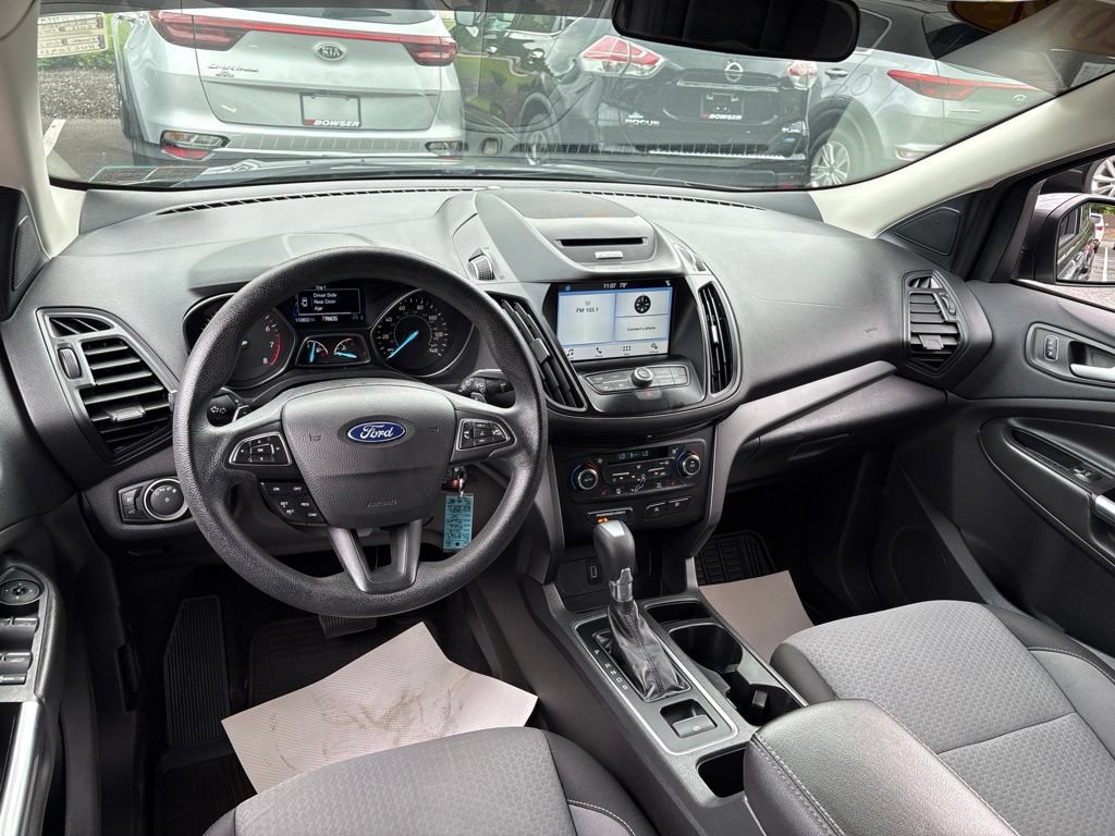 Used 2017 Ford Escape SE w/ Equipment Group 201A AWD/4WD image 11