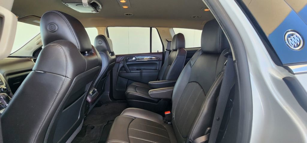 Used 2016 Buick Enclave Premium image 18