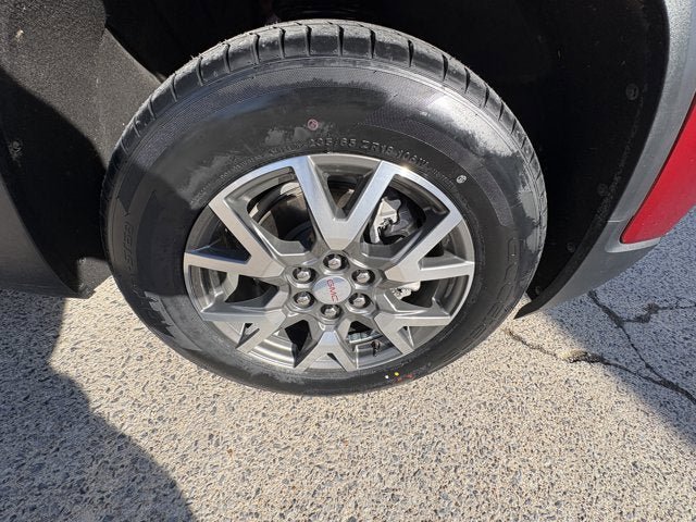 Used 2023 GMC Acadia SLE w/ Driver Convenience Package image 5