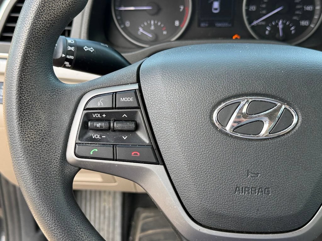 Used 2018 Hyundai Elantra SEL w/ Winter Weather Package FWD image 15