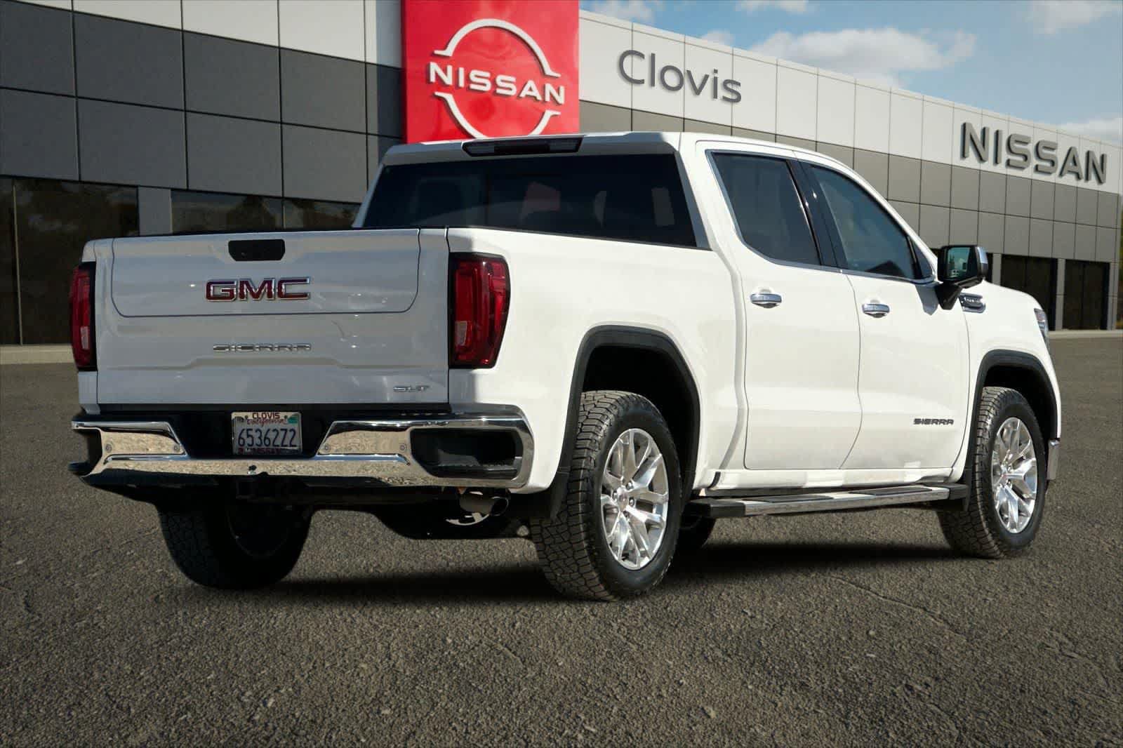 Used 2020 GMC Sierra 1500 SLT w/ SLT Premium Plus Package AWD/4WD image 3
