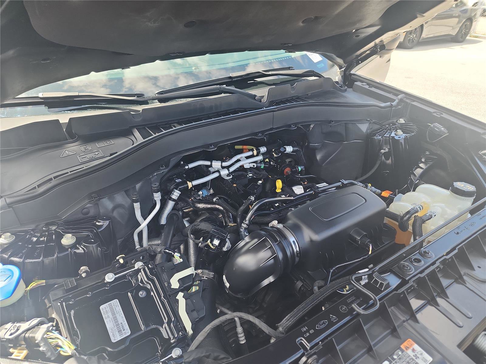 Certified 2021 Ford Explorer 2WD image 13