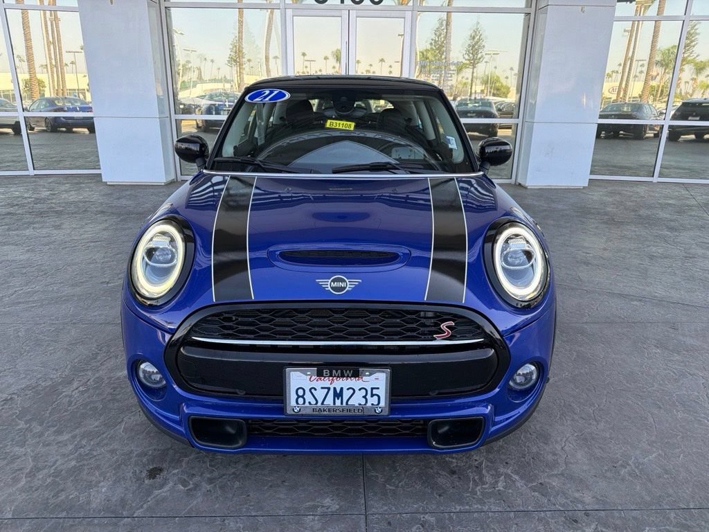 Used 2021 MINI Cooper S w/ Driver Assistance Package FWD image 2