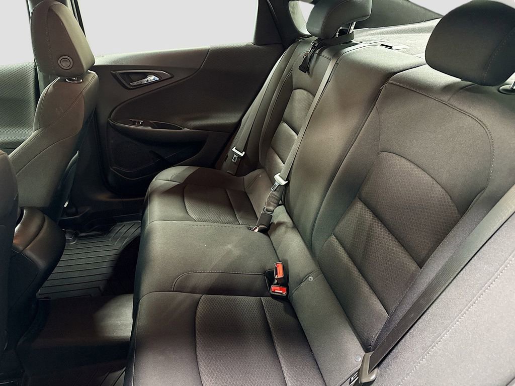 Used 2021 Chevrolet Malibu LS FWD image 22