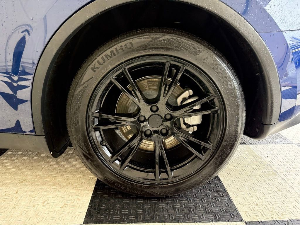 Used 2021 Tesla Model Y 2WD image 11