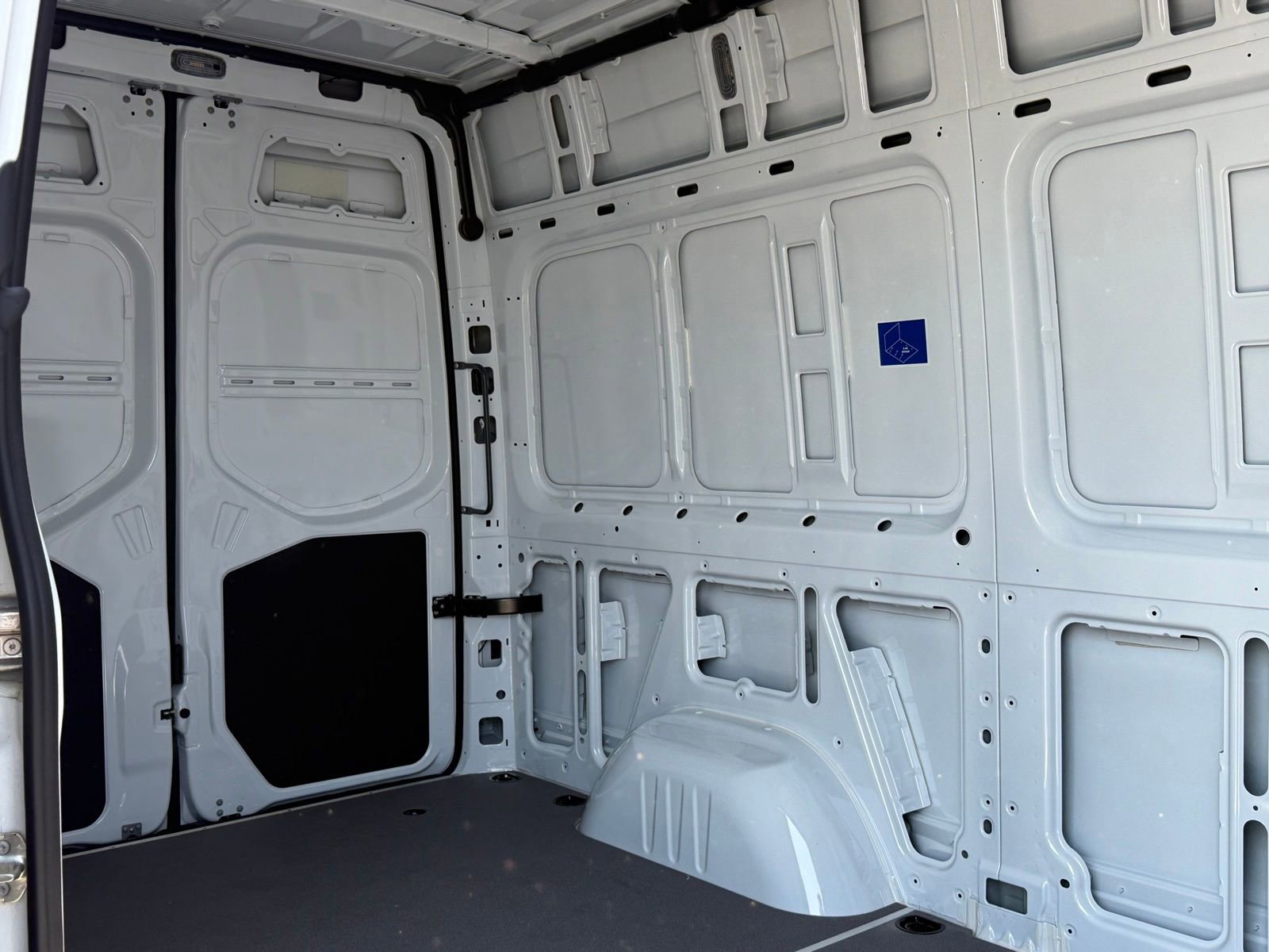 New 2025 Mercedes-Benz Sprinter 2500 image 14