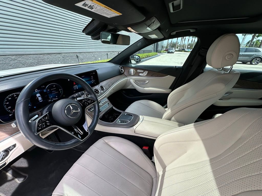Used 2022 Mercedes-Benz E 350 Sedan image 4