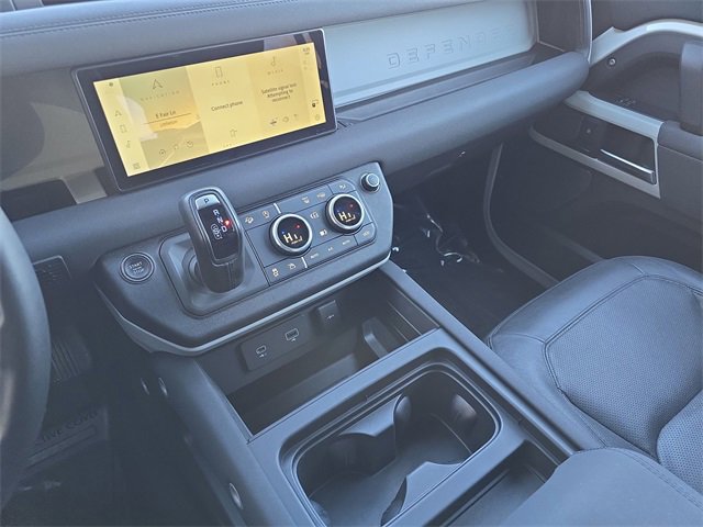 Used 2023 Land Rover Defender 110 S image 19