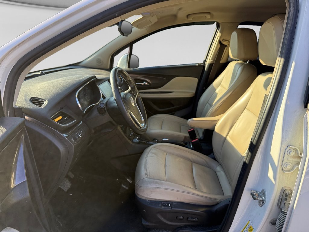 Used 2018 Buick Encore Essence FWD image 17