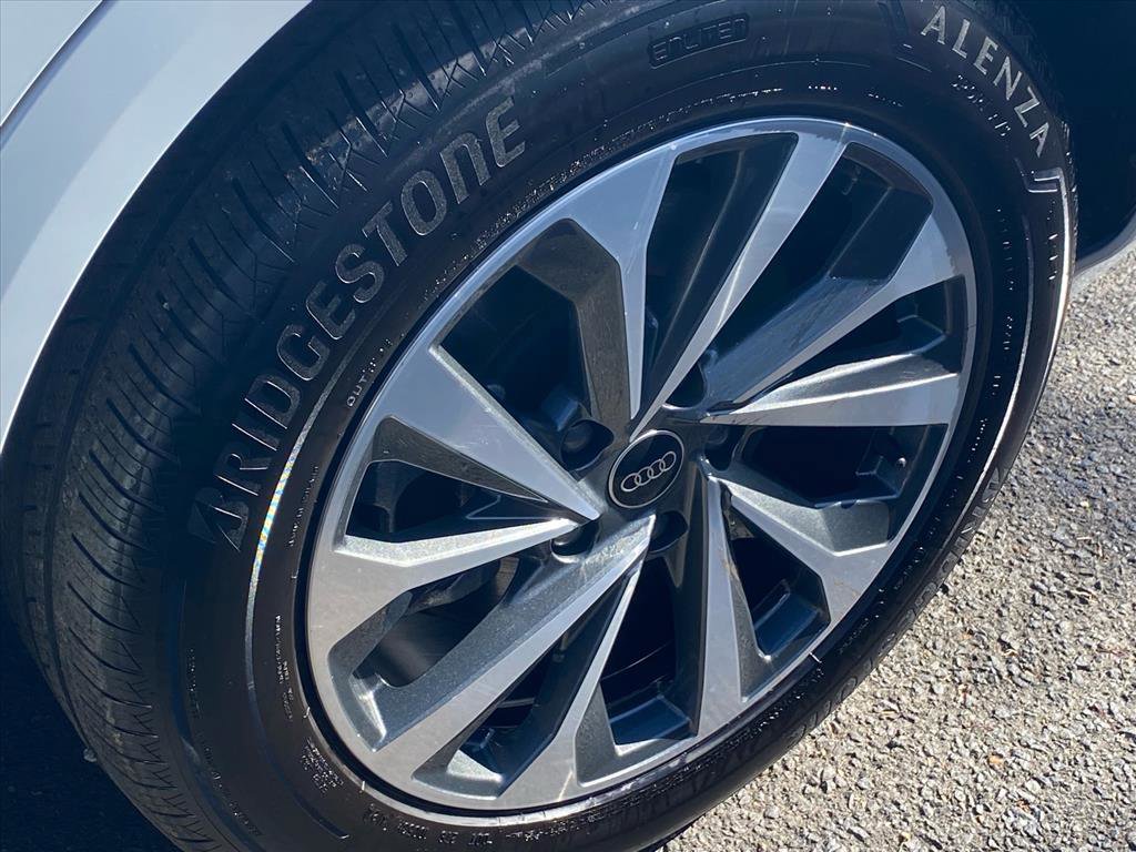 Used 2025 Audi Q6 e-tron Prestige AWD/4WD image 24