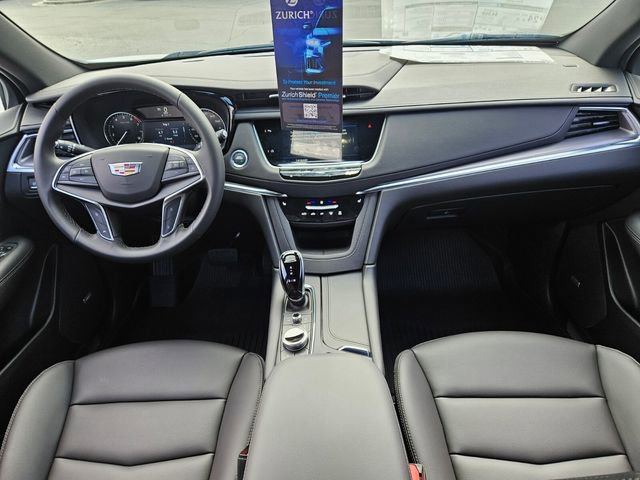 New 2026 Cadillac XT5 Luxury image 13