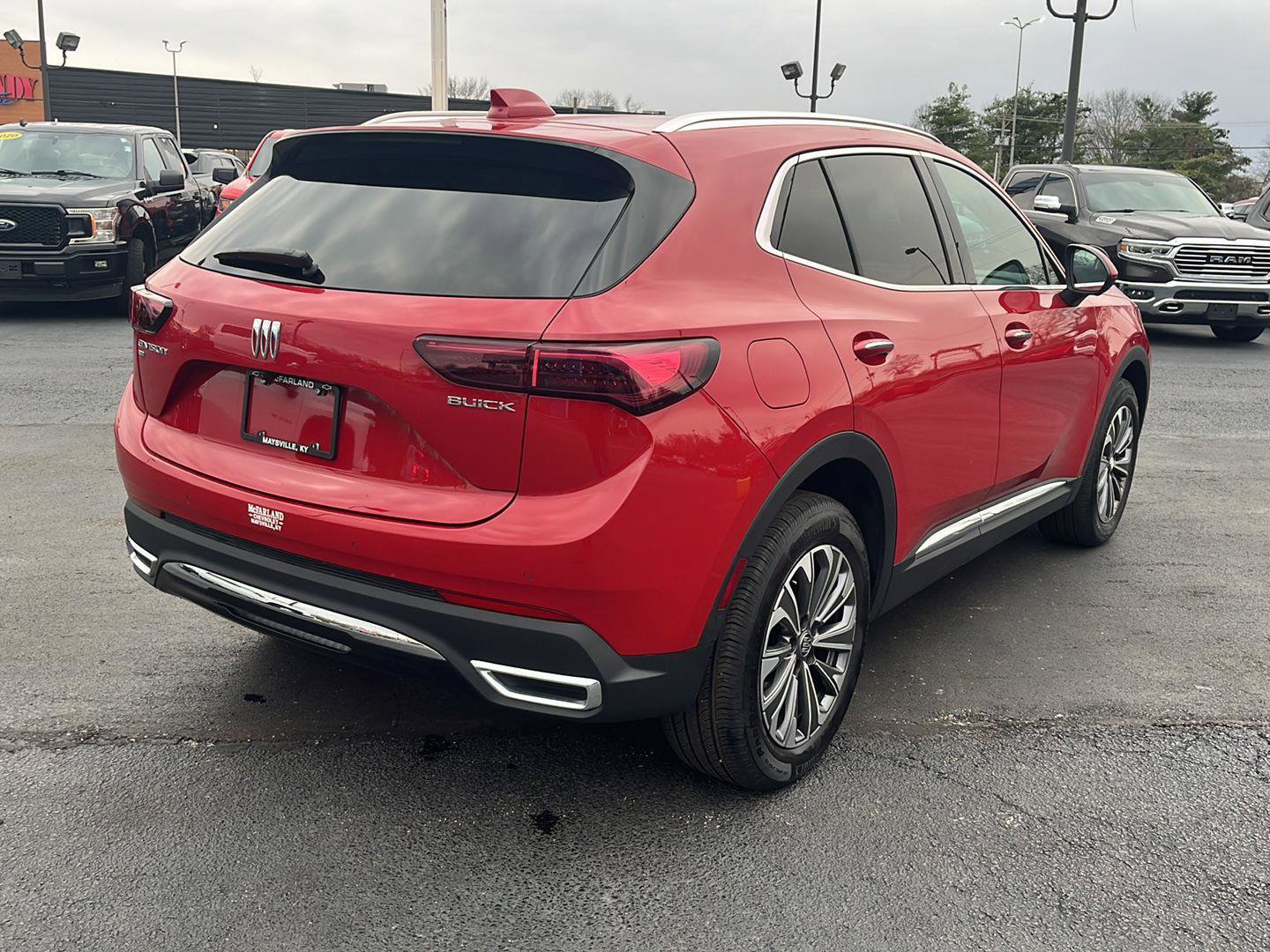 Used 2025 Buick Envision Preferred image 5