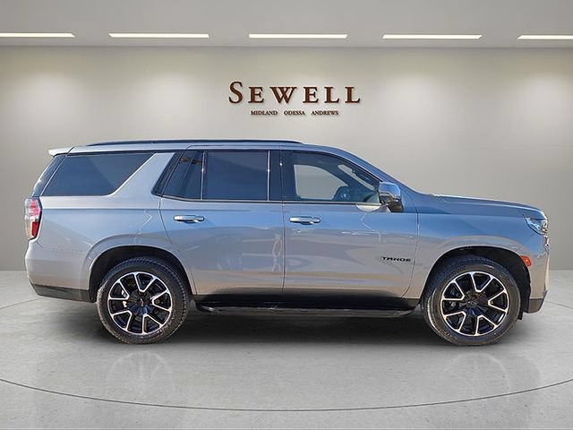 Used 2021 Chevrolet Tahoe RST w/ Luxury Package AWD/4WD image 5