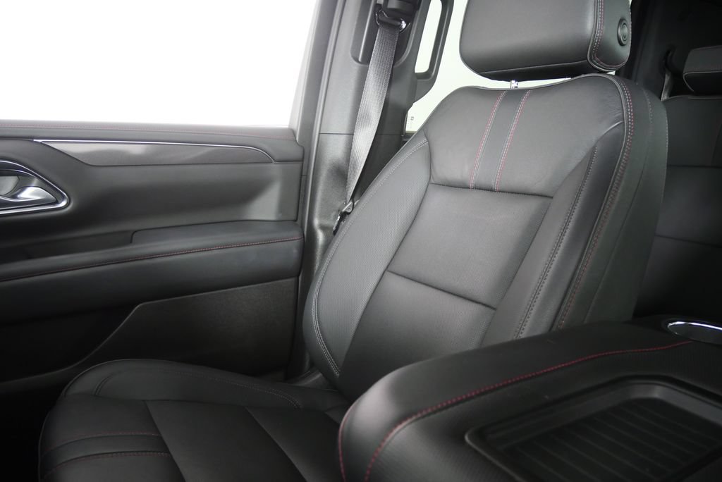 Used 2022 Chevrolet Tahoe RST w/ Luxury Package AWD/4WD image 27